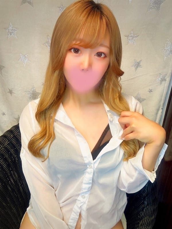 芦名なぎ