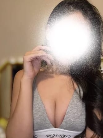 りな|Pyoru.Spaでおすすめの女の子