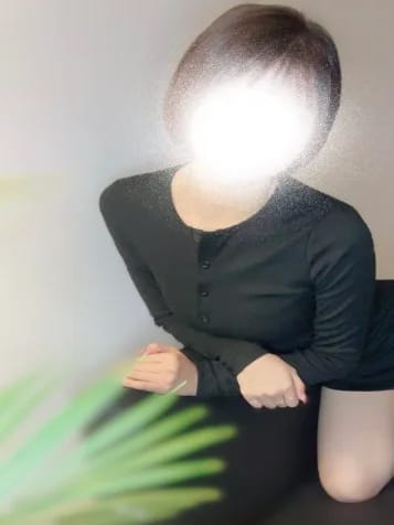 こころ|Pyoru.Spaでおすすめの女の子