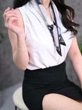 璃音~りおん~|REST second 癒しのOL collection支社でおすすめの女の子