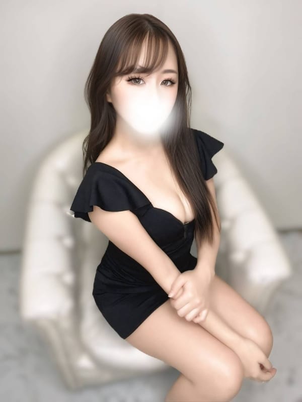 平井じゅな