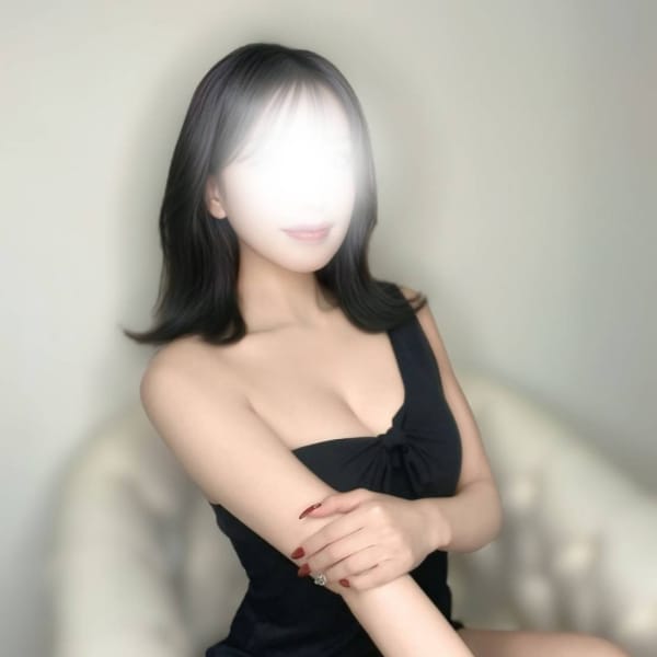 白雪もえ【長身で抜群のスタイル】 | Celia（セリア）(梅田)