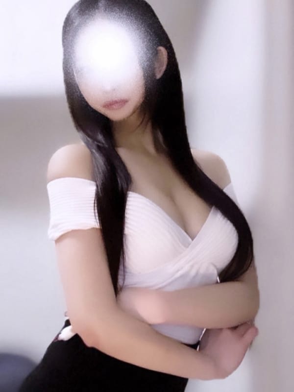 みいな