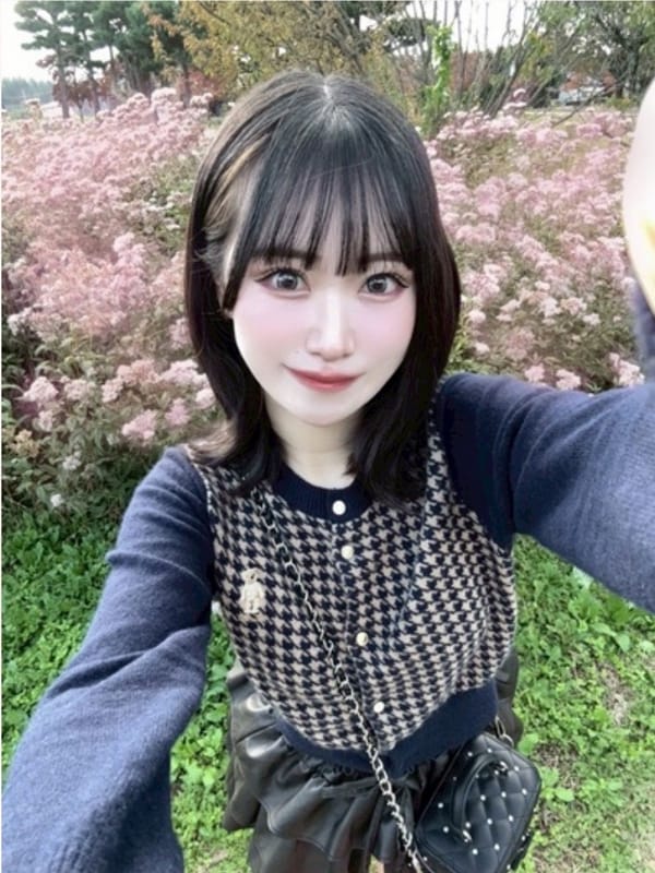 新垣ももか