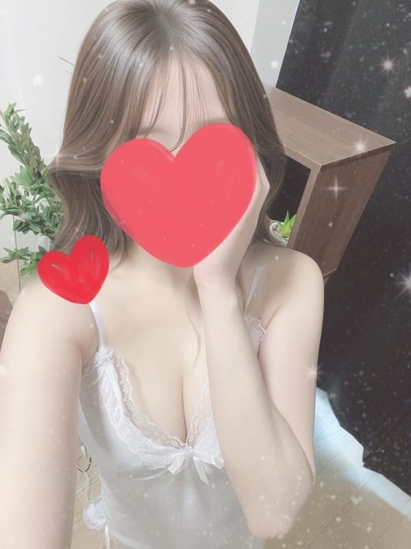 二葉めい