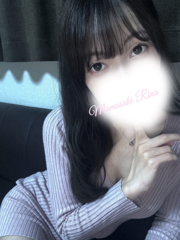 桃咲りな