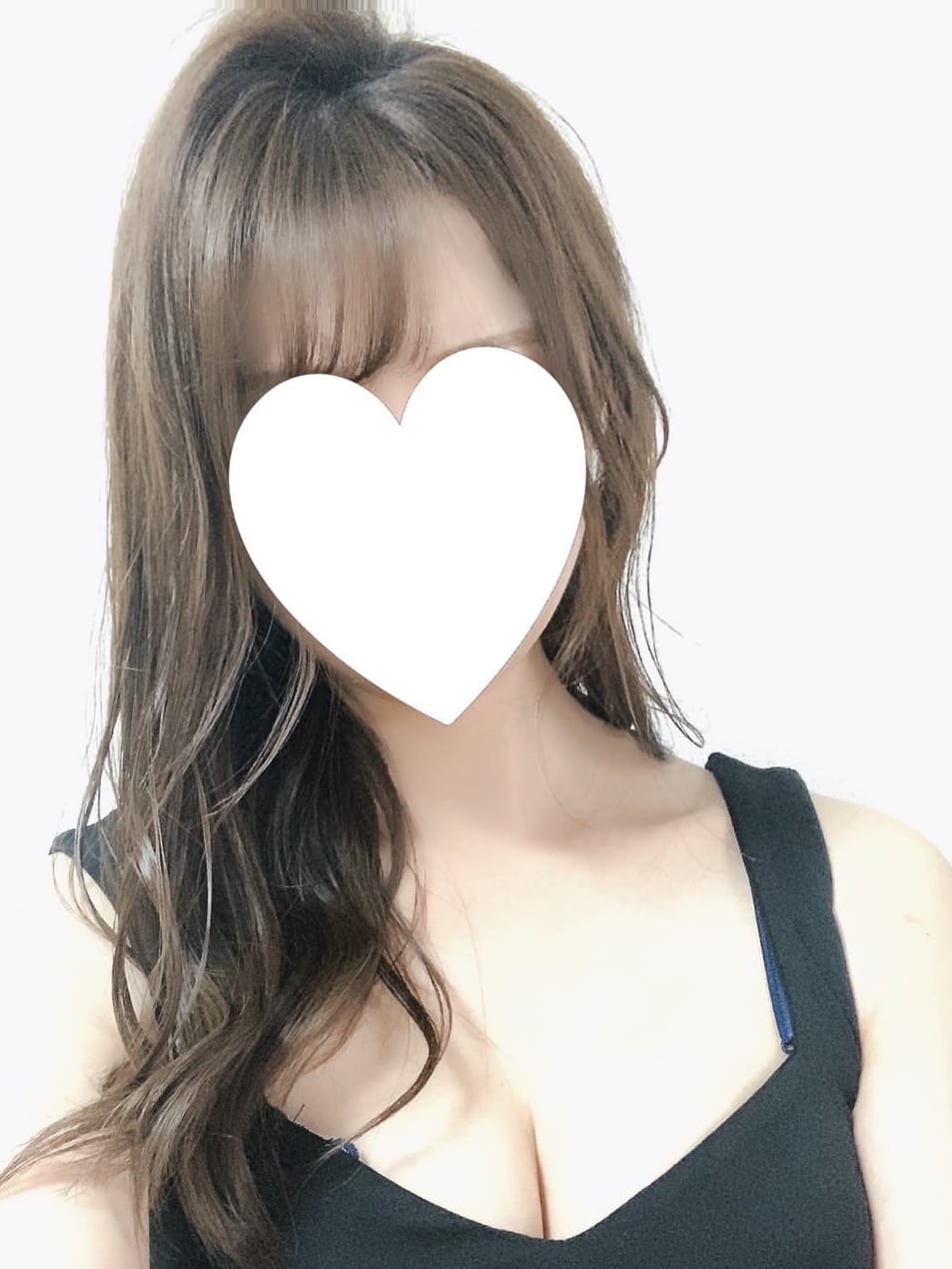 みき|TATE Spaで評判の女の子
