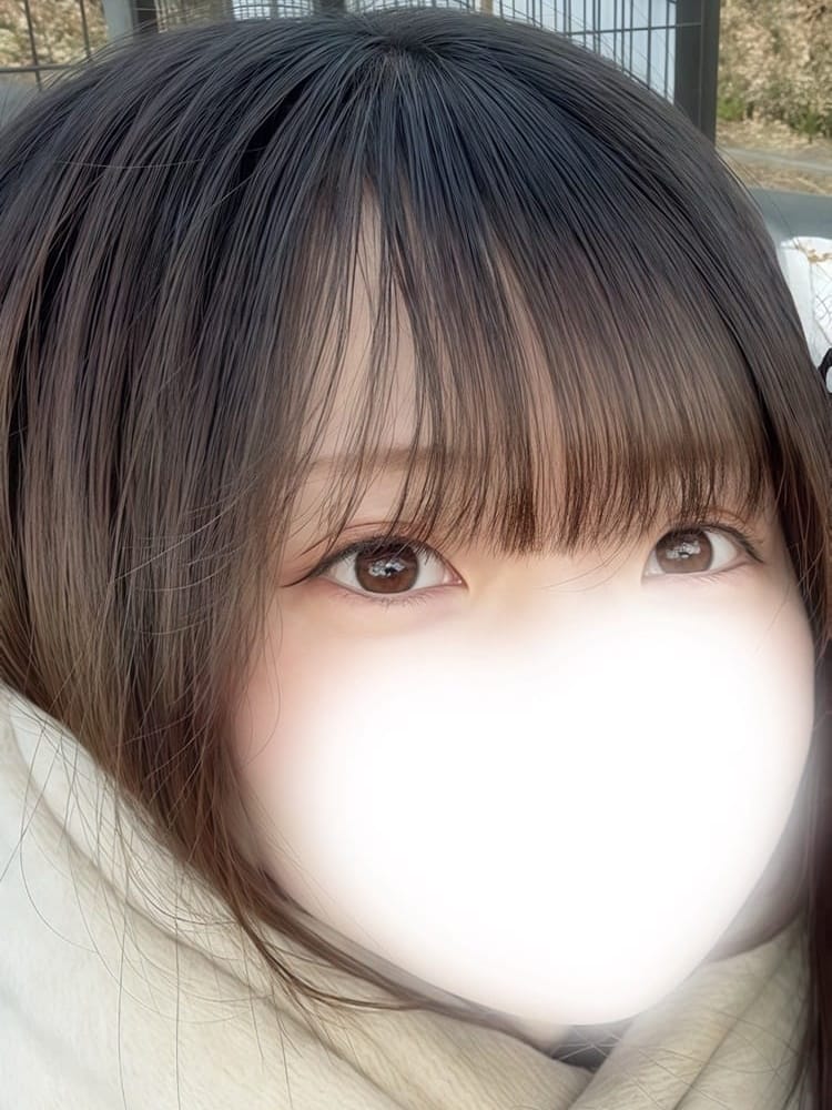 日向もも 業界未経験|下半分はひみつのエステでおすすめの女の子