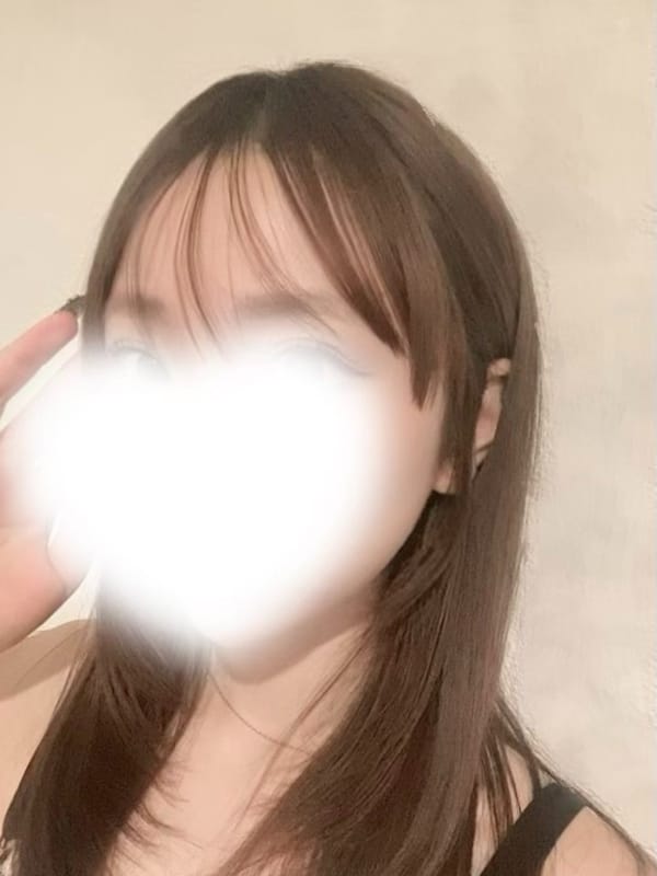結城なな
