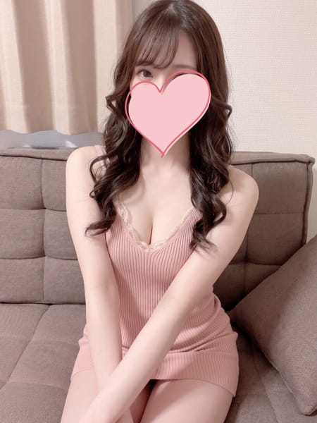 河村|アロマクレセントで評判の女の子