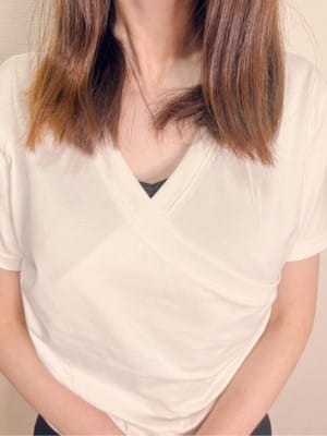 長江すず|魅せられ手 草加店で評判の女の子