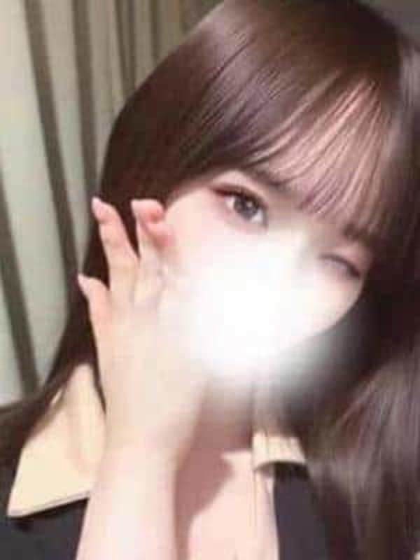 なぎ(ヴェニーレ)のプロフ写真3枚目
