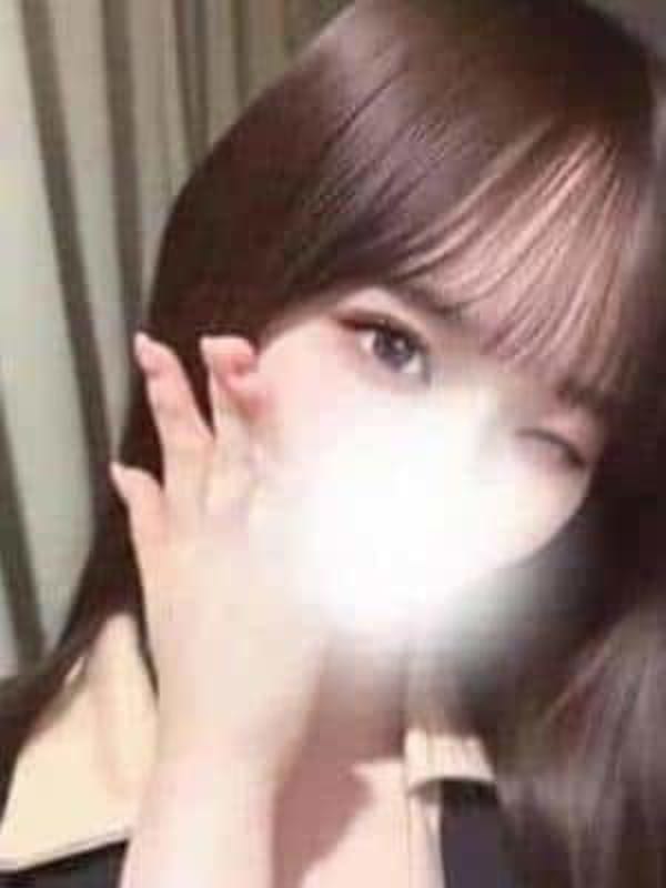 なぎ(ヴェニーレ)のプロフ写真4枚目