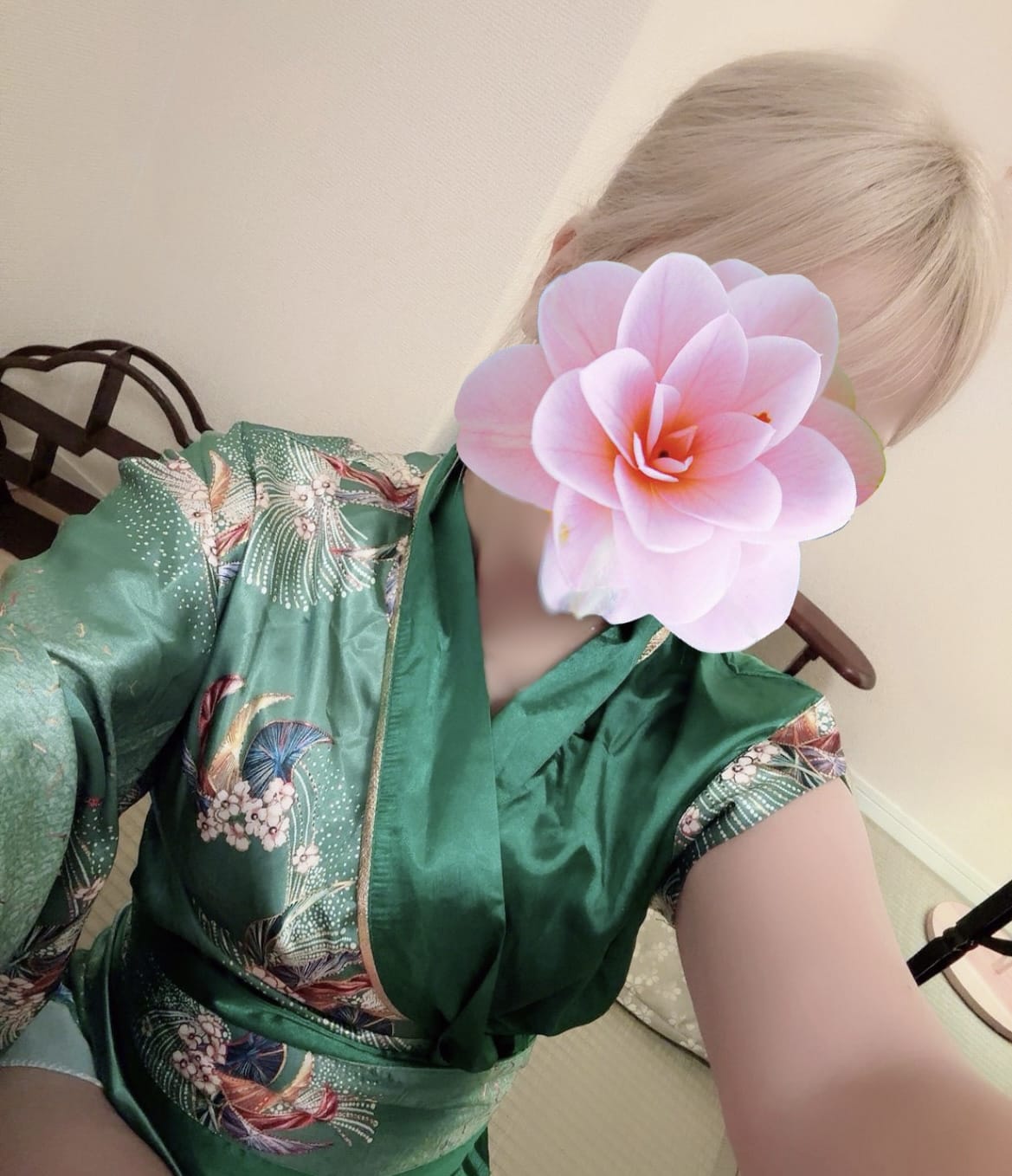 翡翠♡ひすい「9月終わる…早い…」09/30(月) 12:54 | 翡翠♡ひすいの写メ