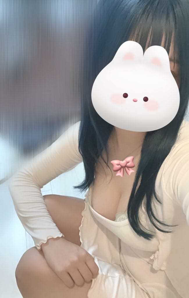 「」12/05(木) 23:10 | 楠 めるの写メ