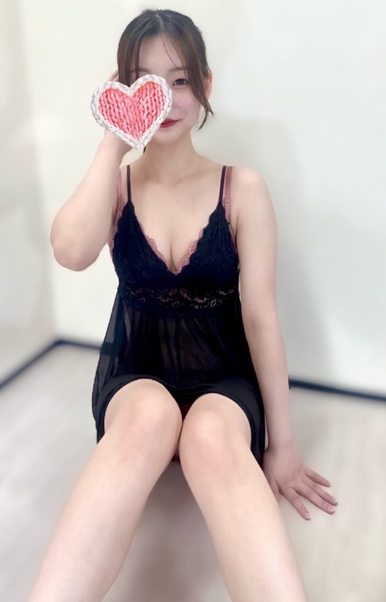 「出勤しました♪」02/04(火) 20:01 | ゆいの写メ