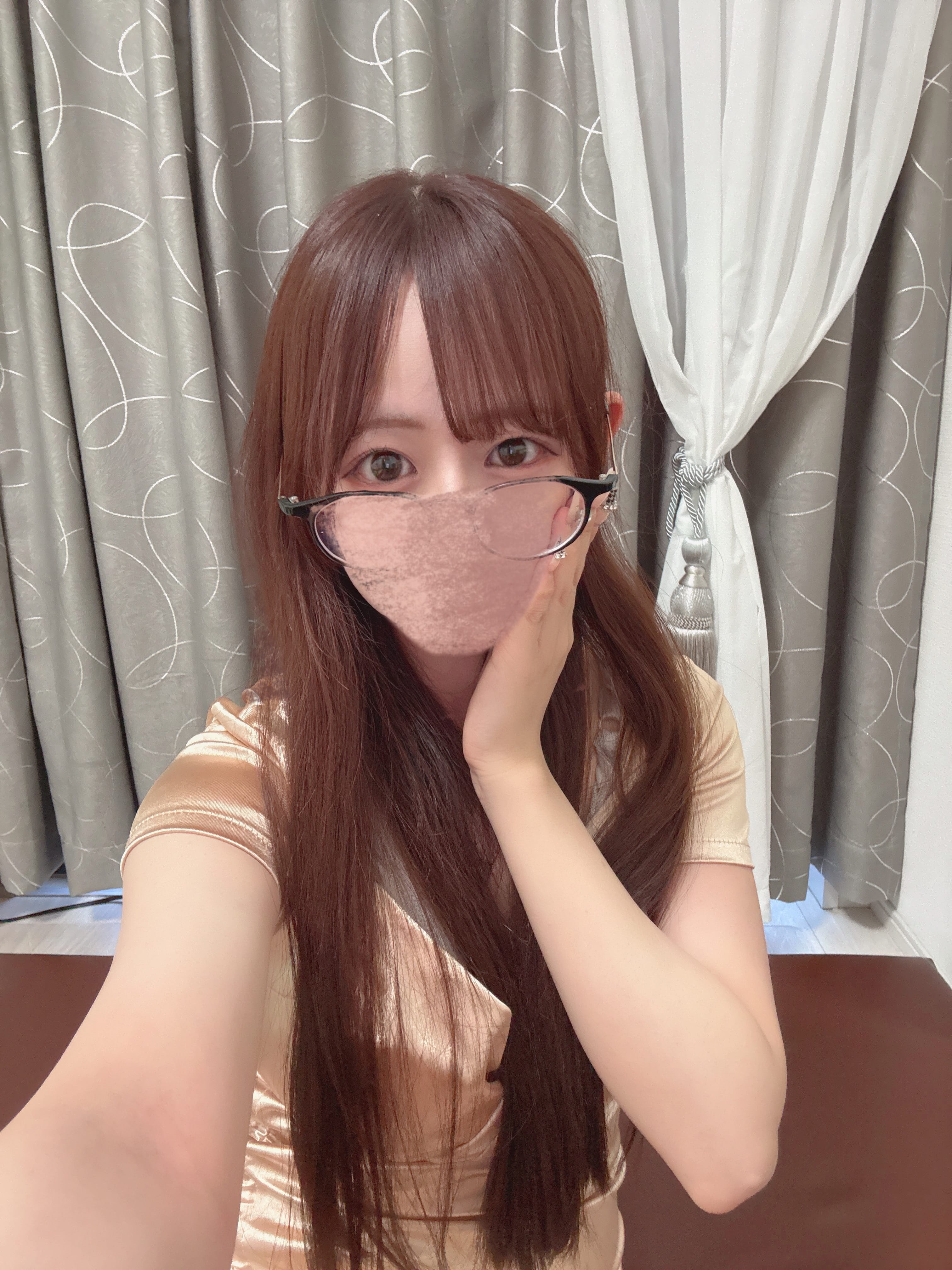 「メガネでー」04/22(火) 18:08 | 桃井 のあの写メ