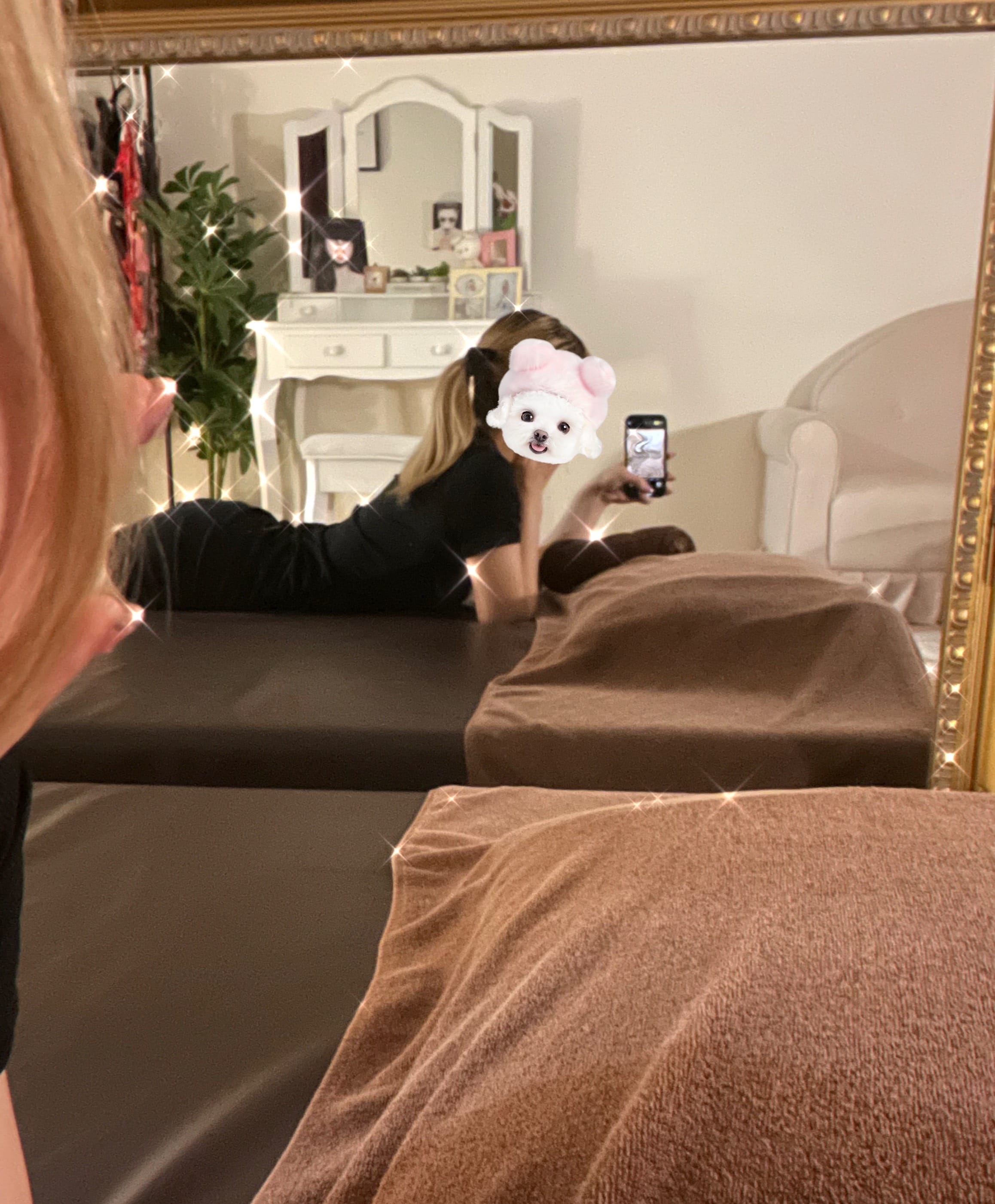 「明日もいます(>_