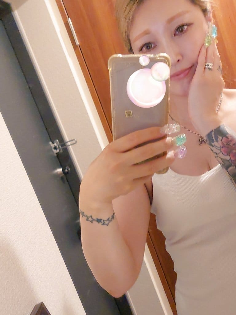 「出勤しました♪」07/11(金) 20:26 | 世川の写メ