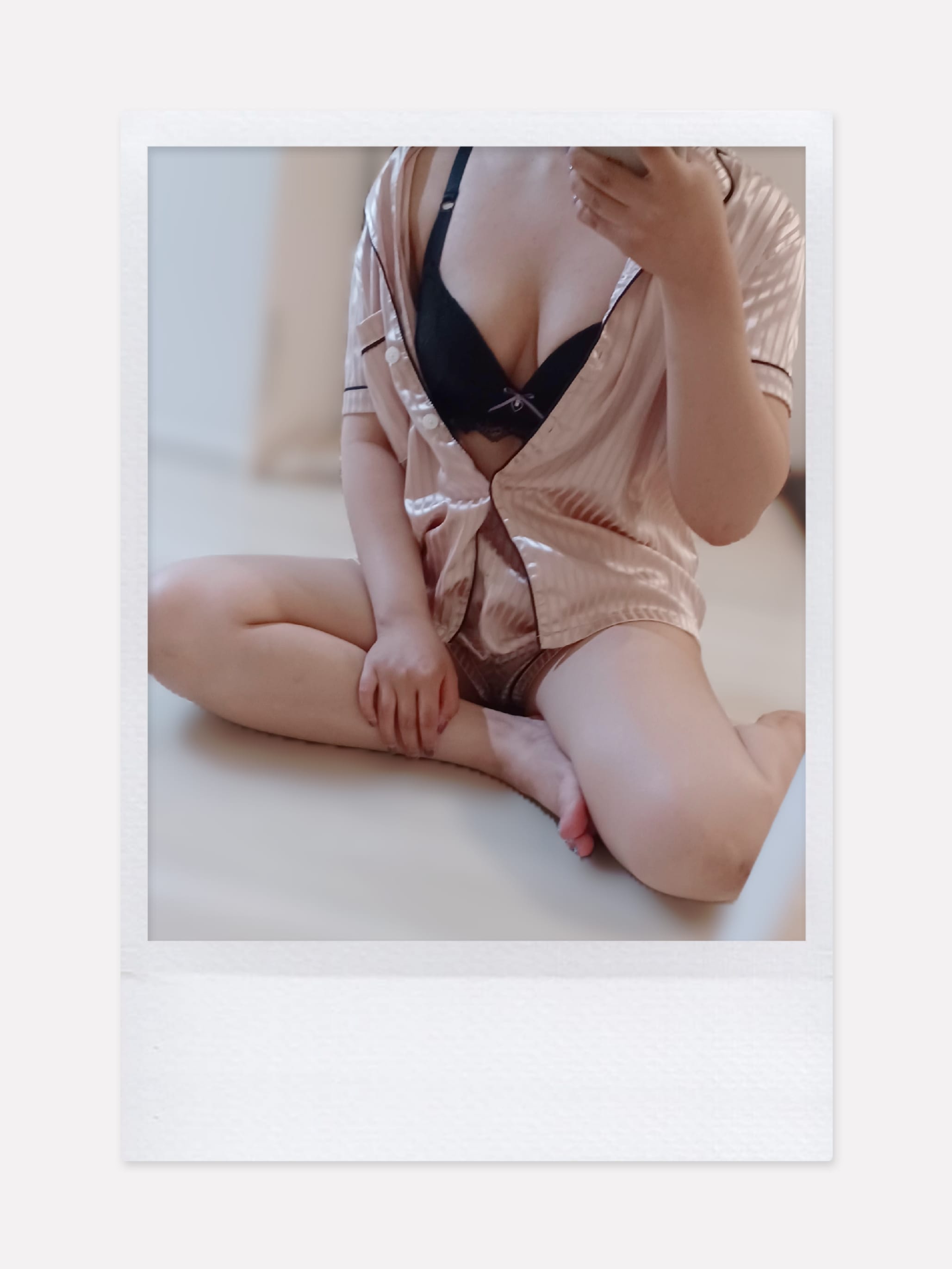 「おひさ出勤」08/14(木) 18:30 | ここの写メ