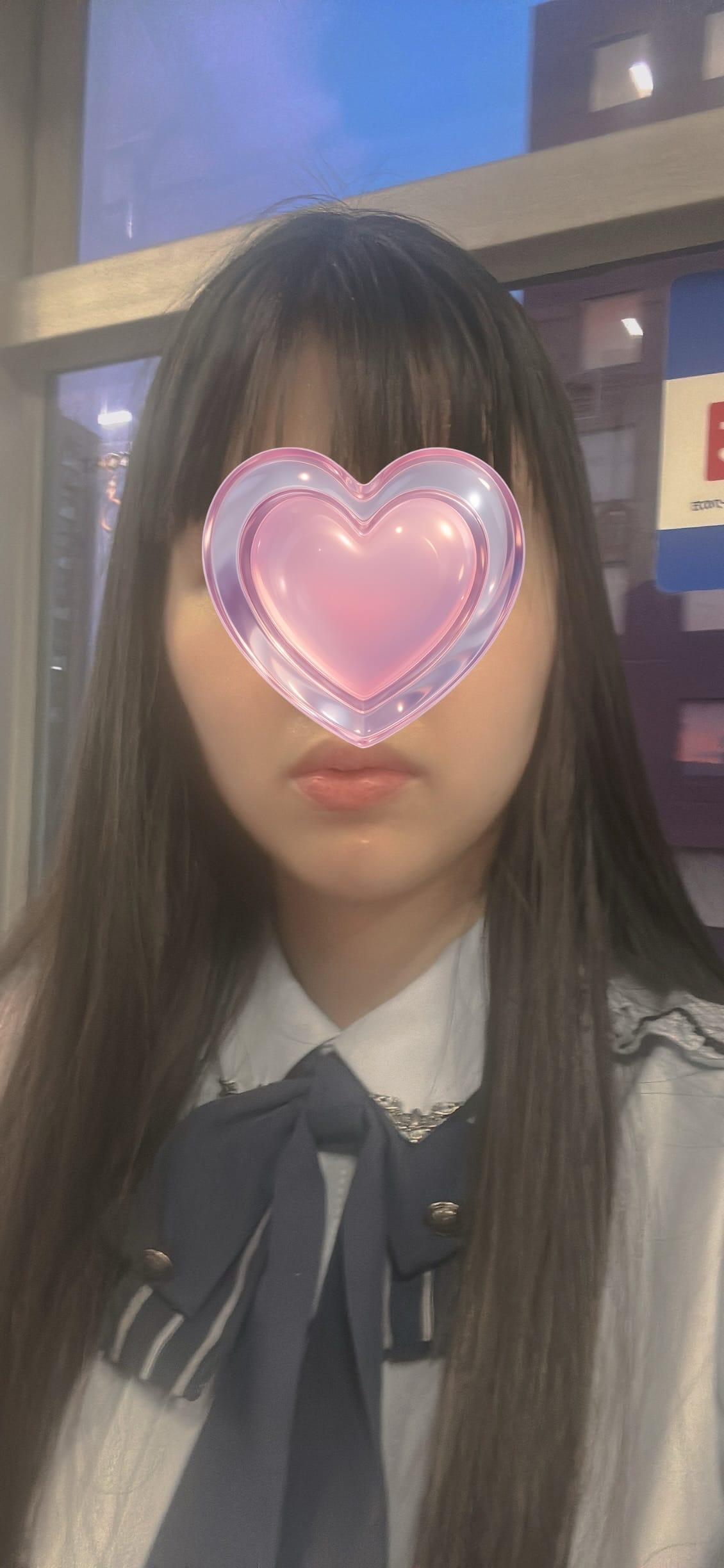 瑠々【るる】「最近天気が分かりませんね…」09/11(木) 12:50 | 瑠々【るる】の写メ