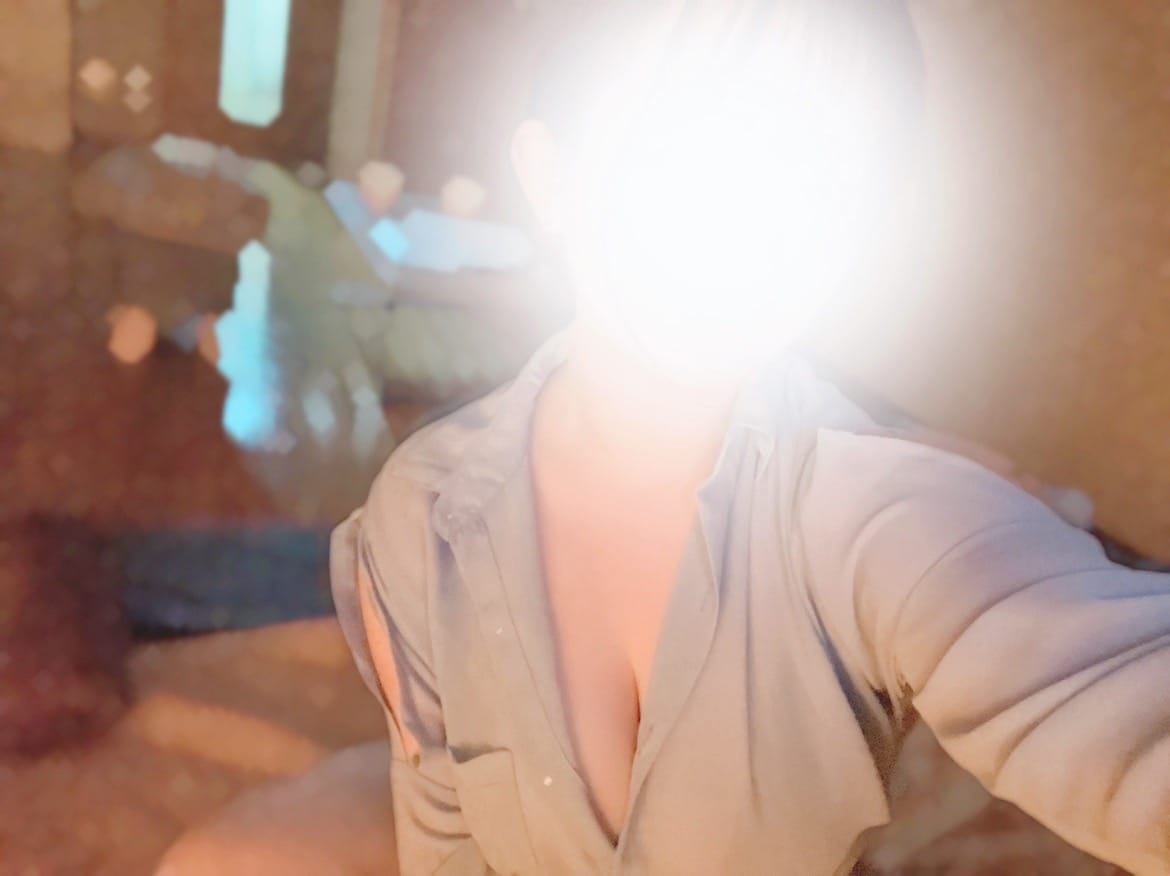 「今日おやすみです」09/17(水) 23:32 | さえの写メ