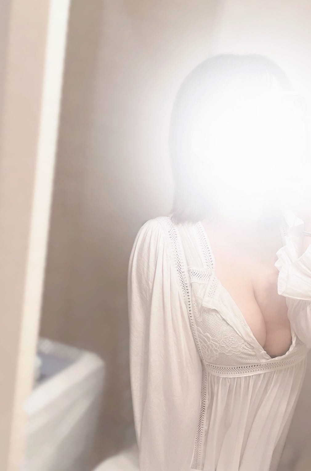 「4日ぶりです✨」10/10(金) 08:34 | さえの写メ