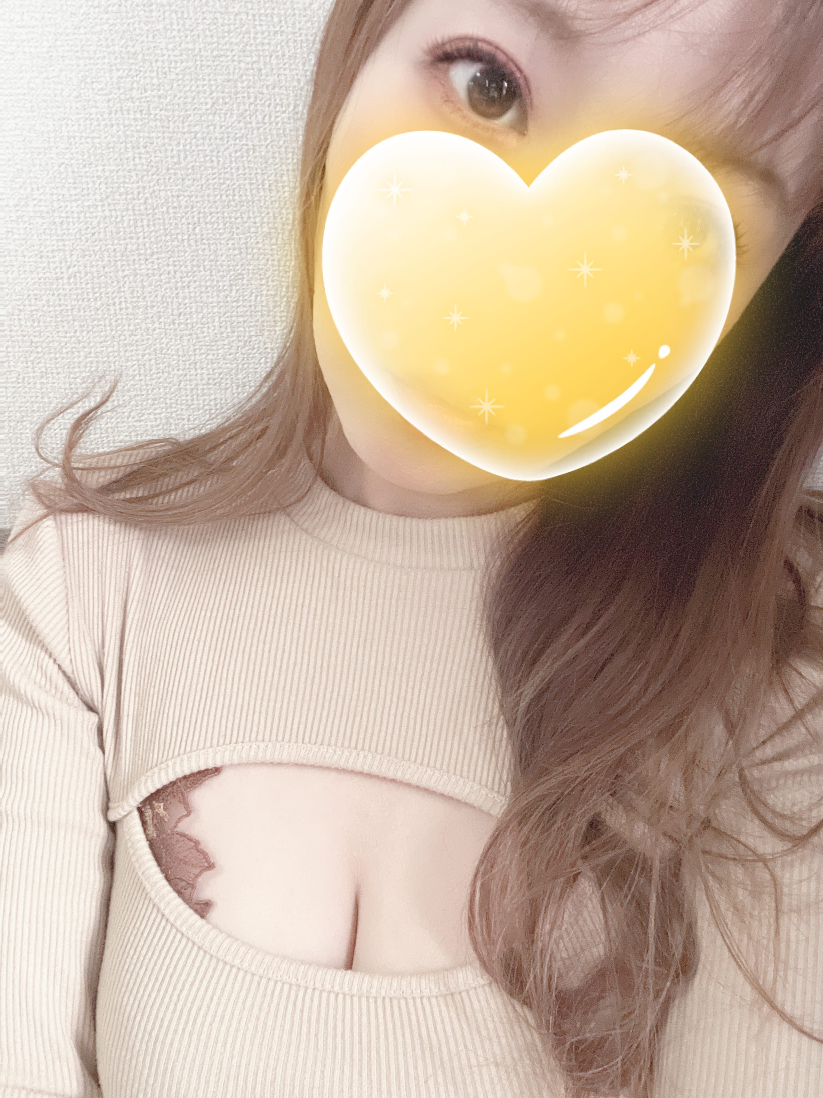 安達（あだち）「出勤しました♪」10/13(月) 12:18 | 安達（あだち）の写メ