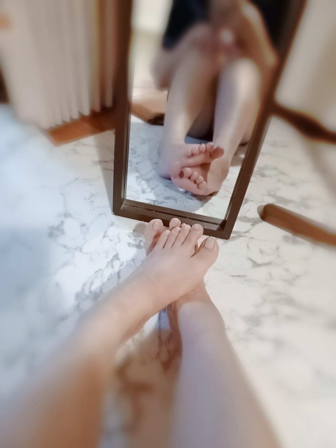 「出勤✨」10/16(木) 20:59 | ここの写メ