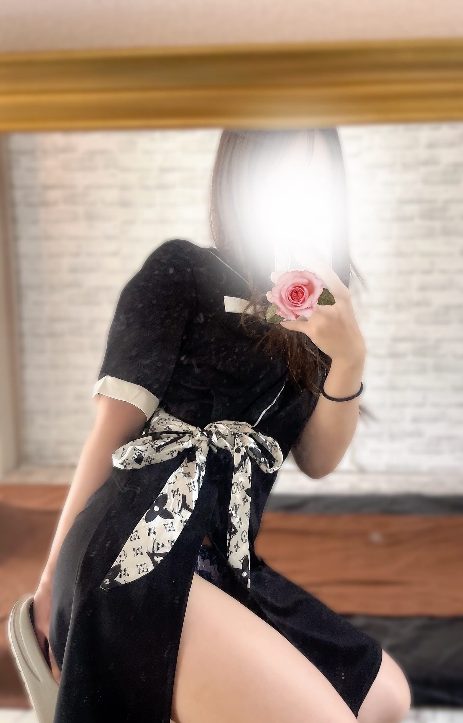 「出勤します¨̮⃝【 last一枠空あり 】」10/23(木) 17:53 | 涼宮 せいか★HIGH CLASSの写メ