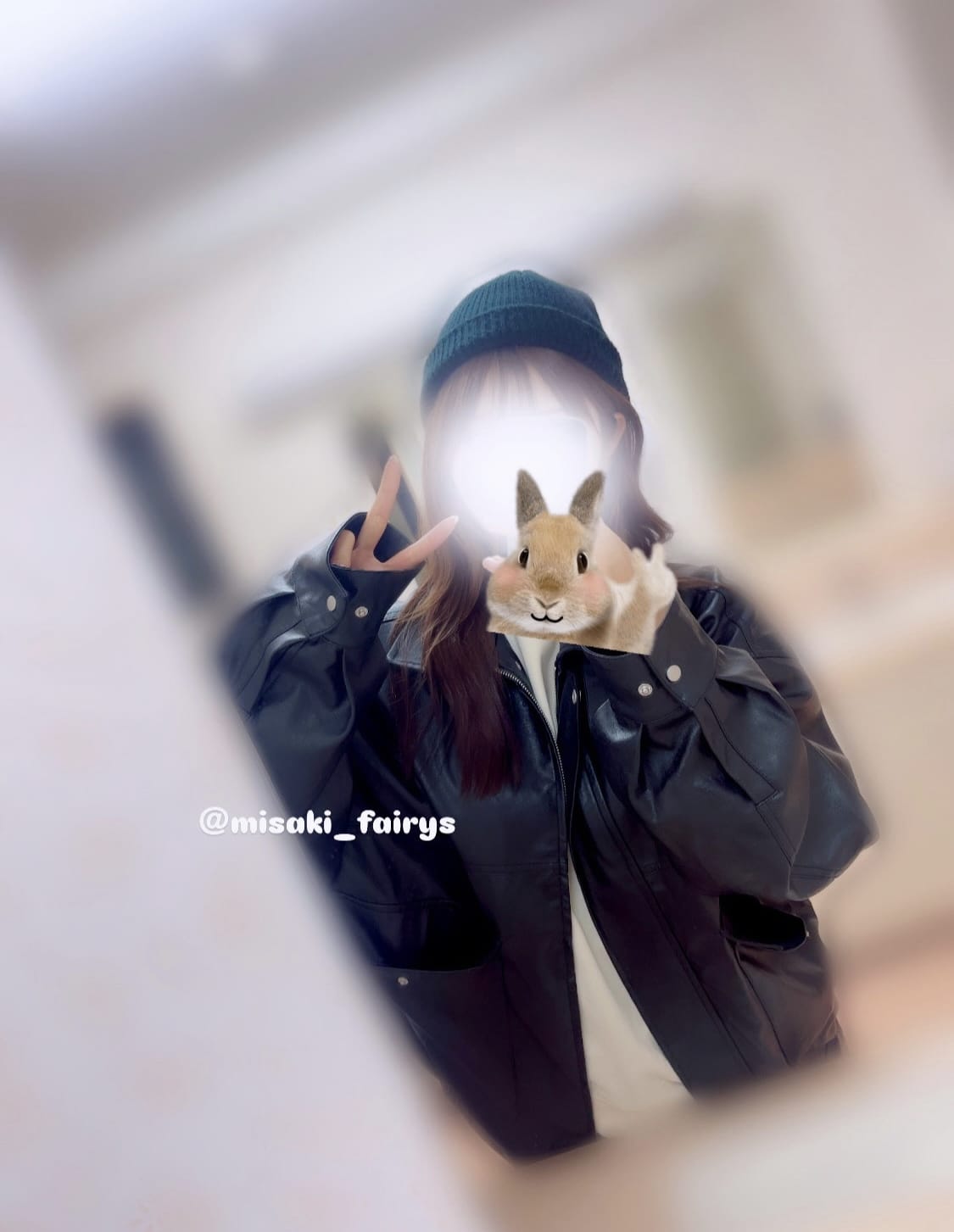 「不具合...(꒪⌓꒪)」11/18(火) 23:31 | 一ノ瀬 みさき★HIGH CLASSの写メ