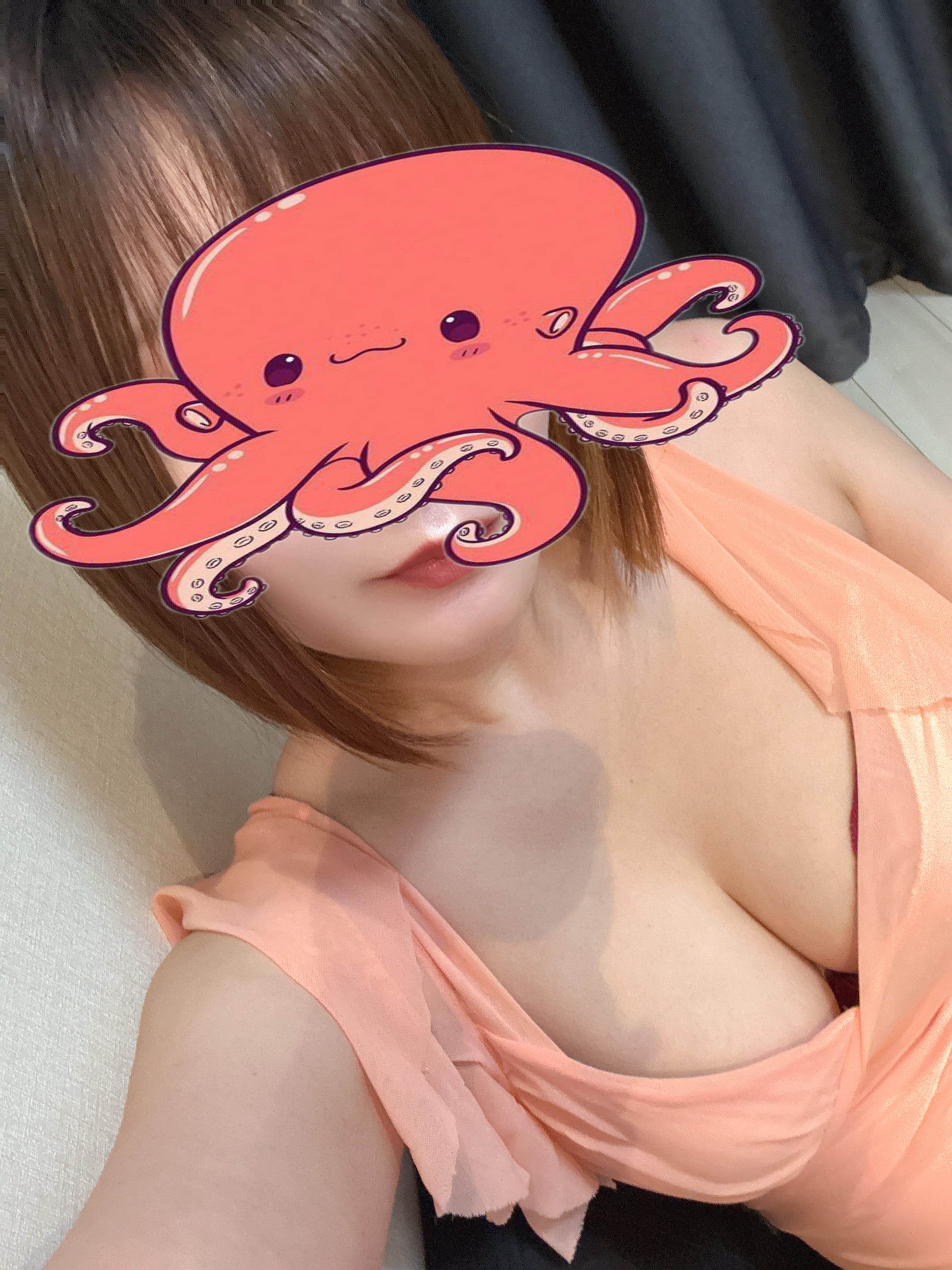 さとみ「初！アキバルーム」11/27(木) 15:54 | さとみの写メ