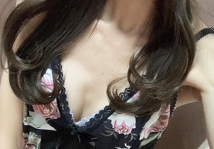 莉桜【りお】「こんにちわ」11/29(土) 12:31 | 莉桜【りお】の写メ