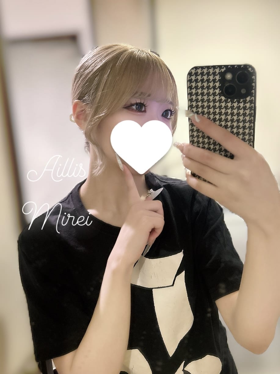 「こんばんは♪」12/04(木) 21:29 | みれいの写メ日記