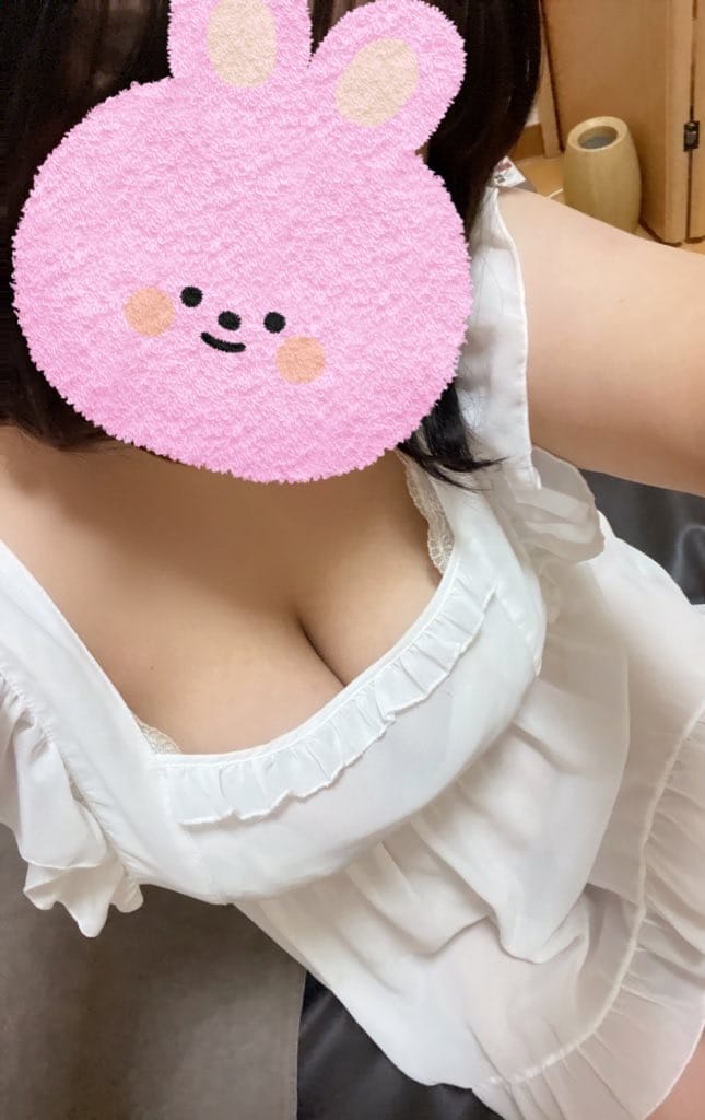 みに「出勤しました♪」12/06(土) 13:35 | みにの写メ