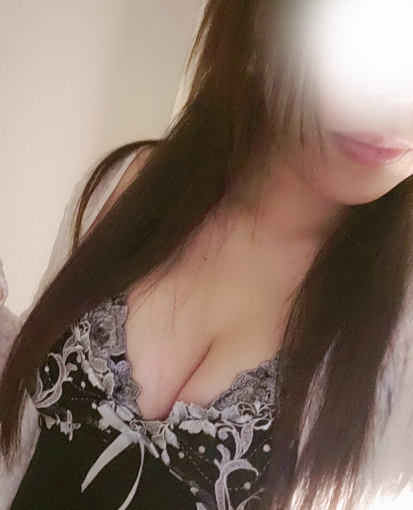 ꕤ︎︎桜木　みあꕤ︎︎「出勤してます♡」12/06(土) 15:39 | ꕤ︎︎桜木　みあꕤ︎︎の写メ