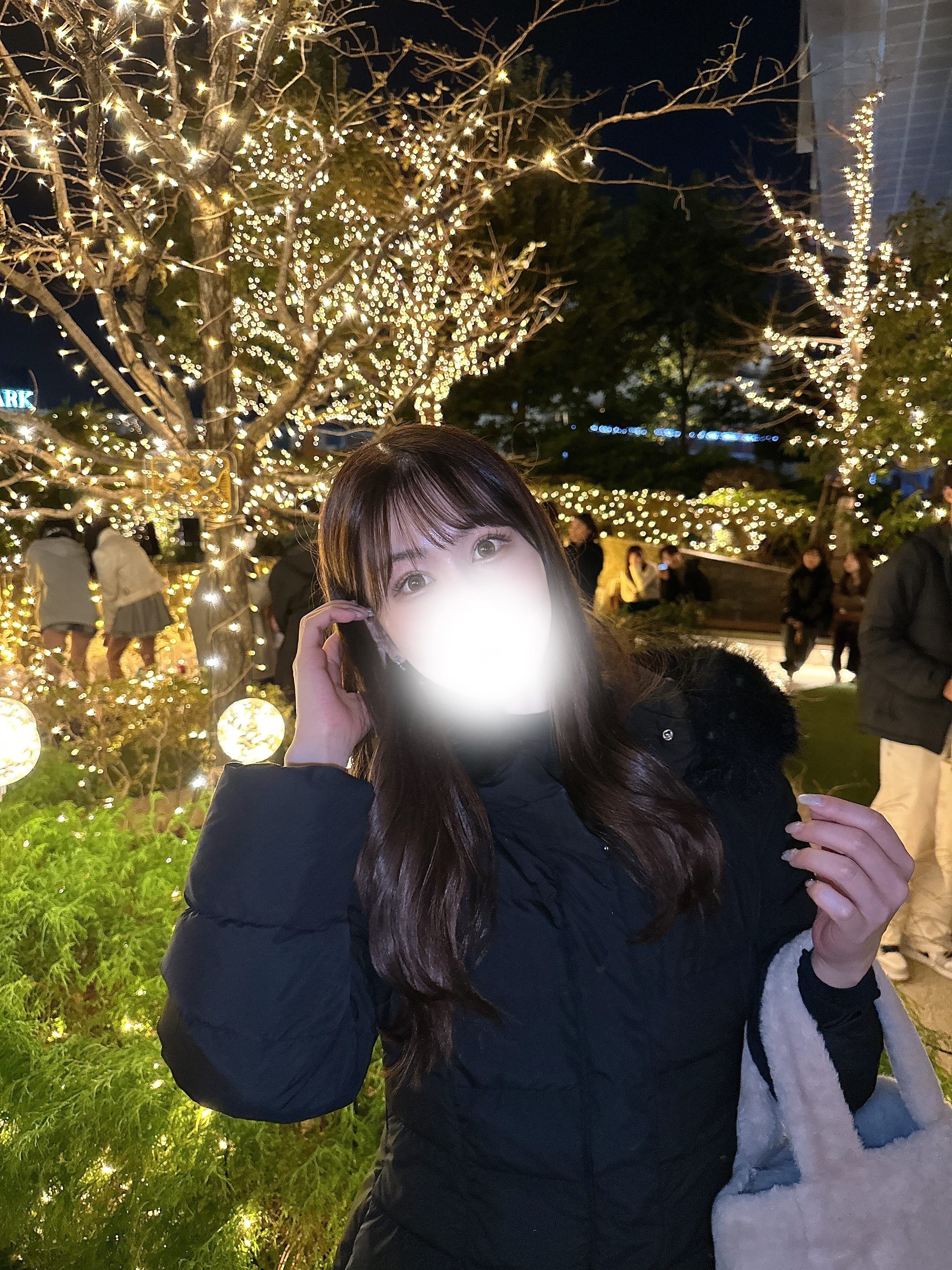 「キラキラ‎」12/08(月) 05:11 | ほのかの写メ