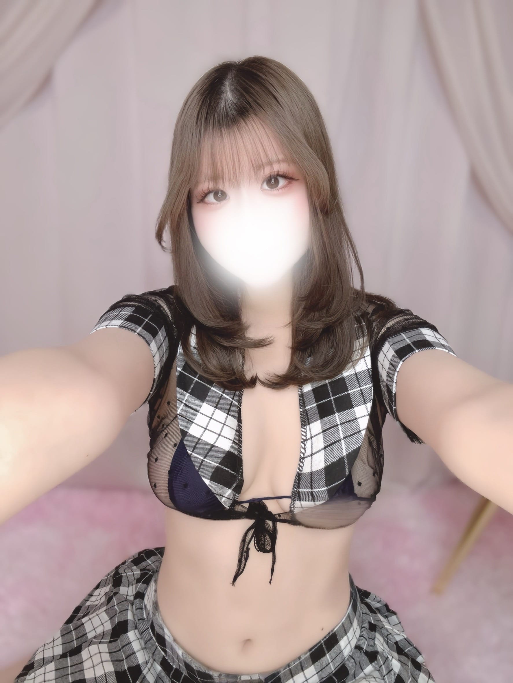 一ノ瀬えみり「刺激強すぎるかな」12/10(水) 04:44 | 一ノ瀬えみりの写メ