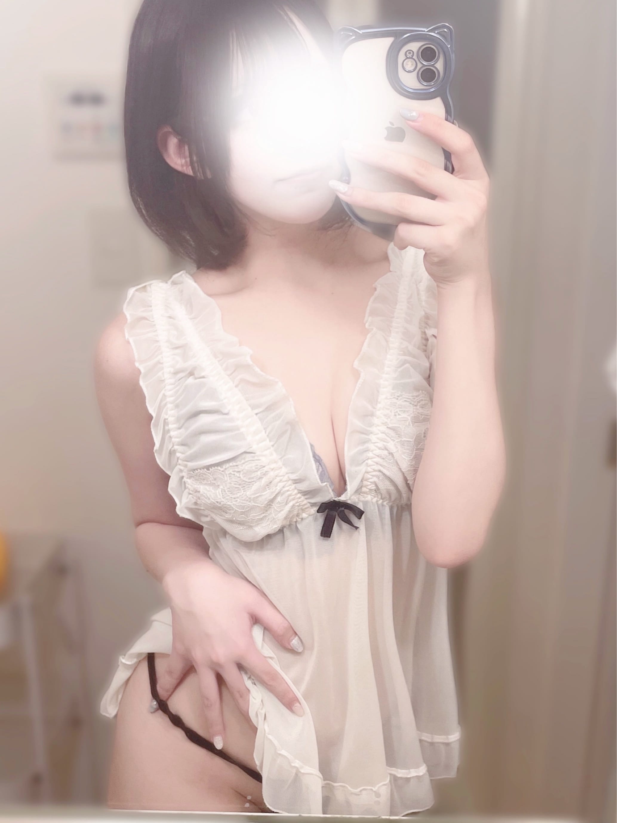 ミント「はじめての♥」12/12(金) 23:01 | ミントの写メ