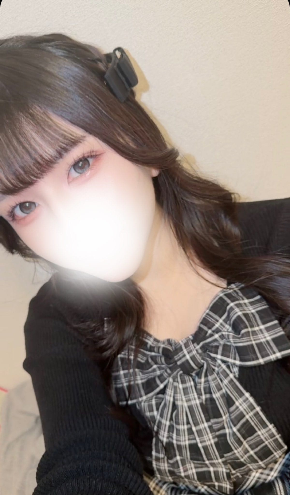 「本日18:00〜27:00で出勤です」12/14(日) 17:17 | 葉月　すずの写メ