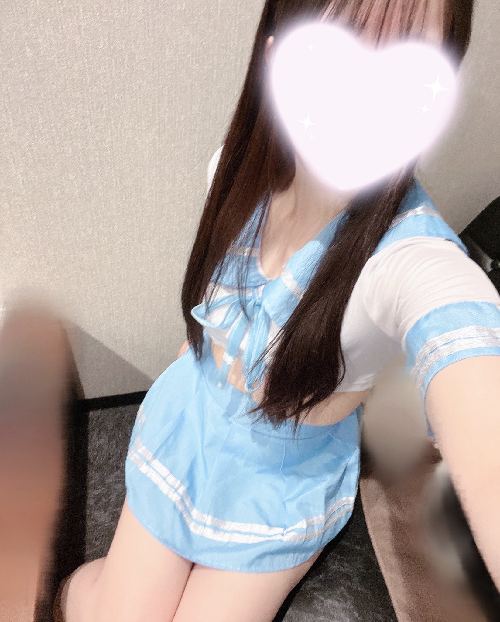 「今年ラストの出勤ですദി՞˶ෆ . ෆ˶ ՞」12/30(火) 16:31 | 七瀬　かのんの写メ