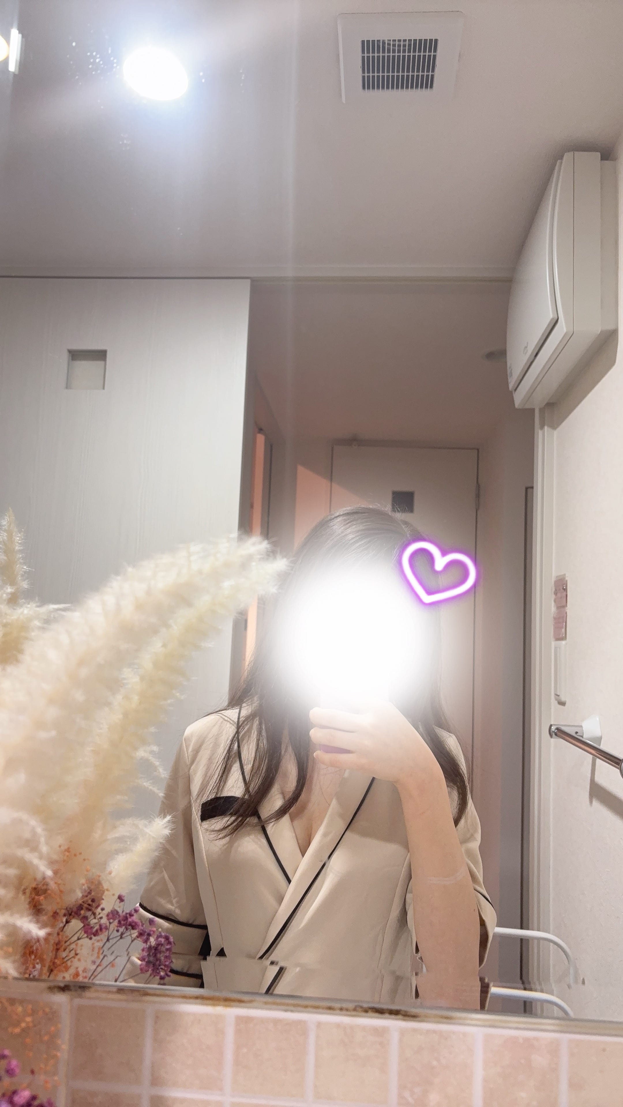 「出勤してま〜す˃ 」12/31(水) 12:32 | ももはの写メ