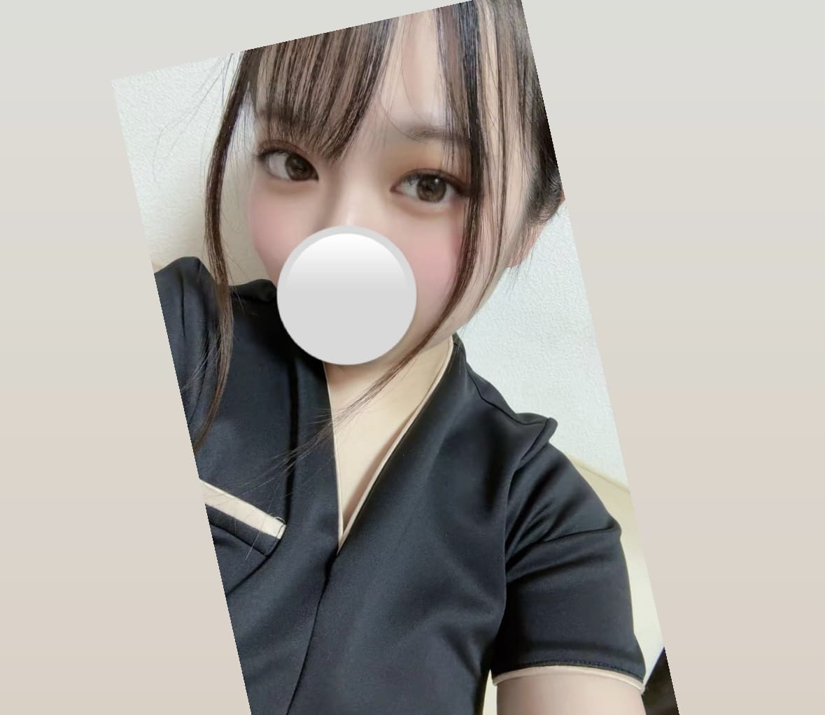 りり「しゅ！」01/07(水) 19:18 | りりの写メ