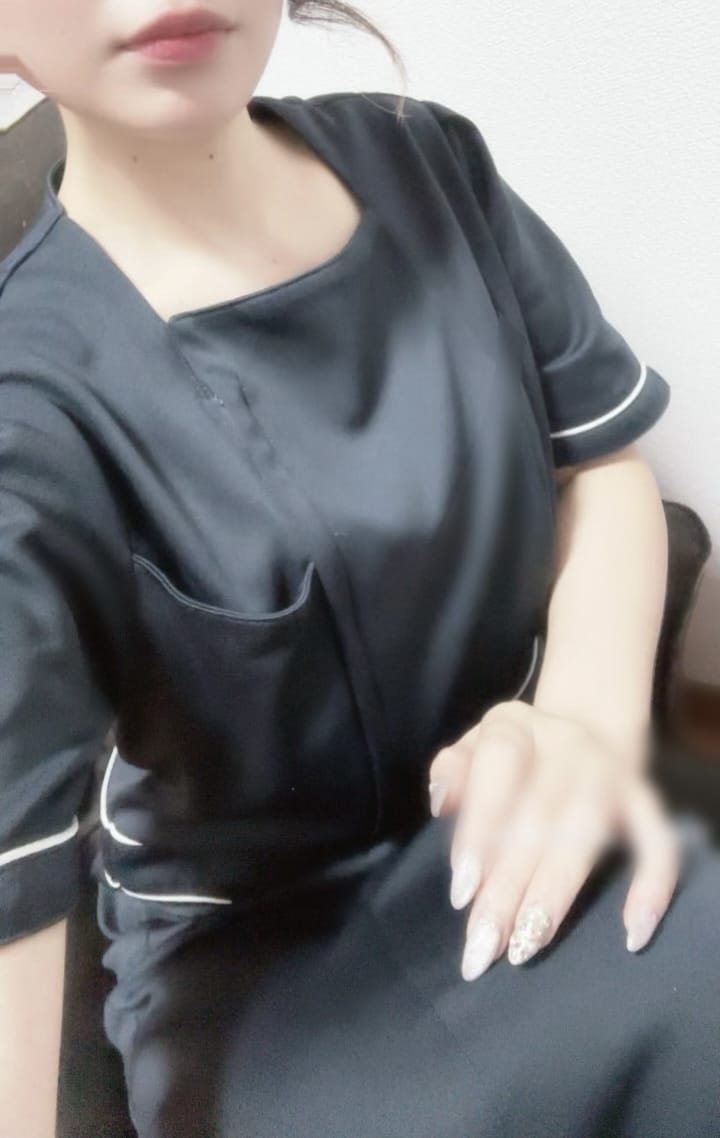 えりか「明日出勤します♬.*ﾟ」01/08(木) 21:51 | えりかの写メ