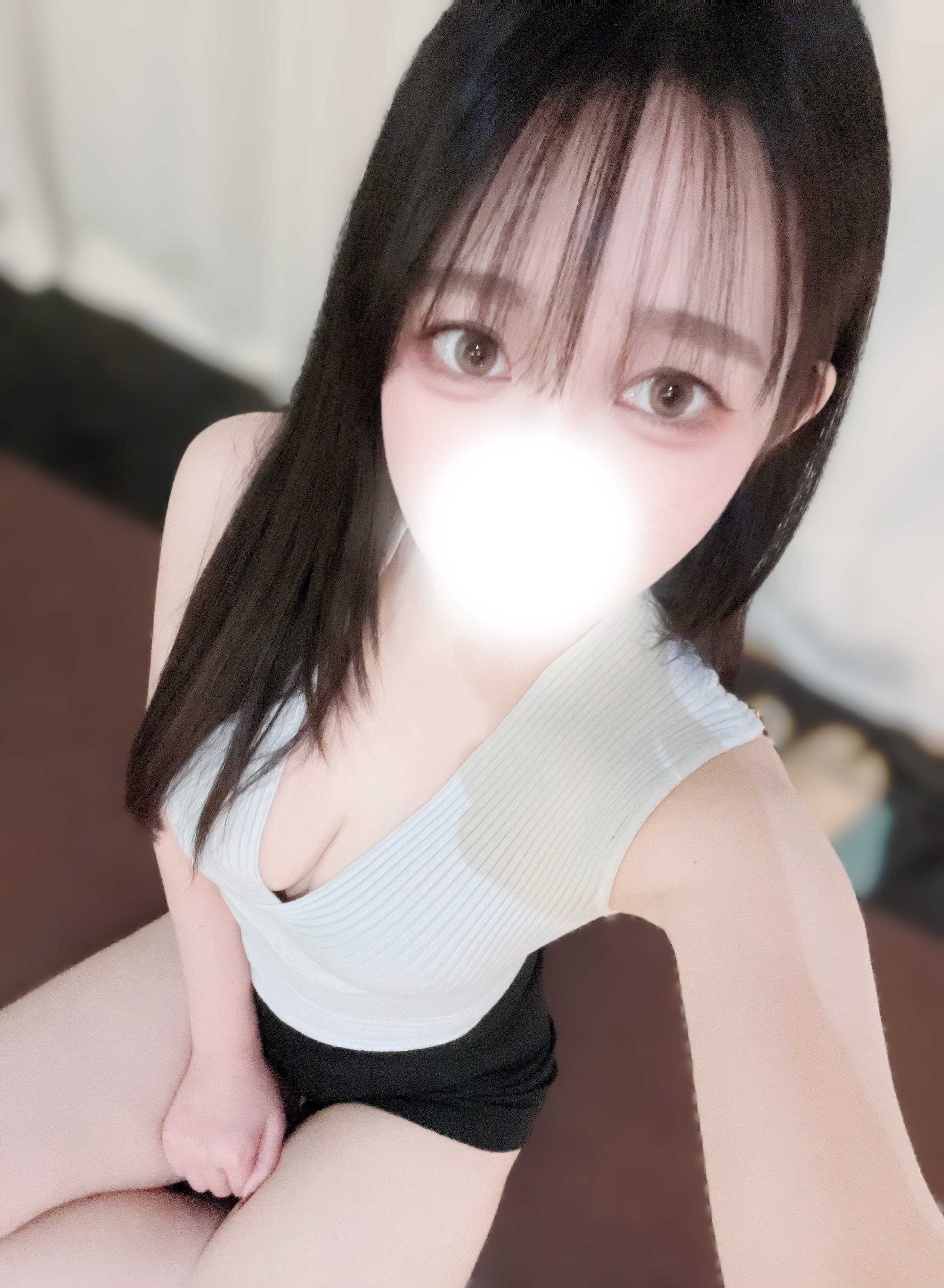 「はじめまして♡」01/15(木) 03:13 | 会田もなみの写メ日記