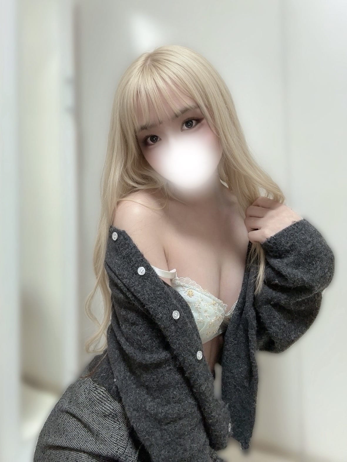 「脱いじゃう？//♡」01/16(金) 18:24 | 新垣 れいの写メ