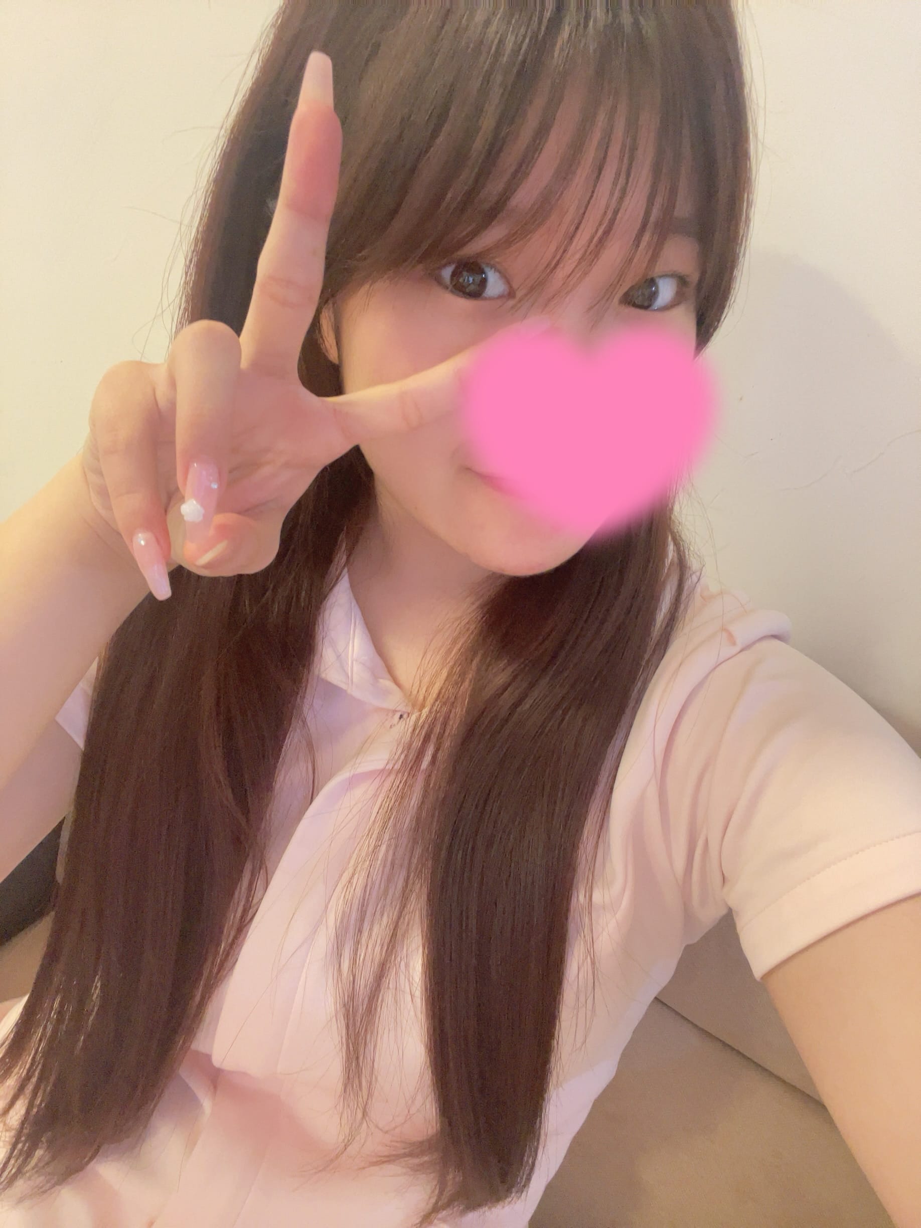 「出勤しました(ᐡ⸝⸝› ·̫ ‹⸝⸝ᐡ)✦.*」01/22(木) 19:37 | 武村 るりかの写メ