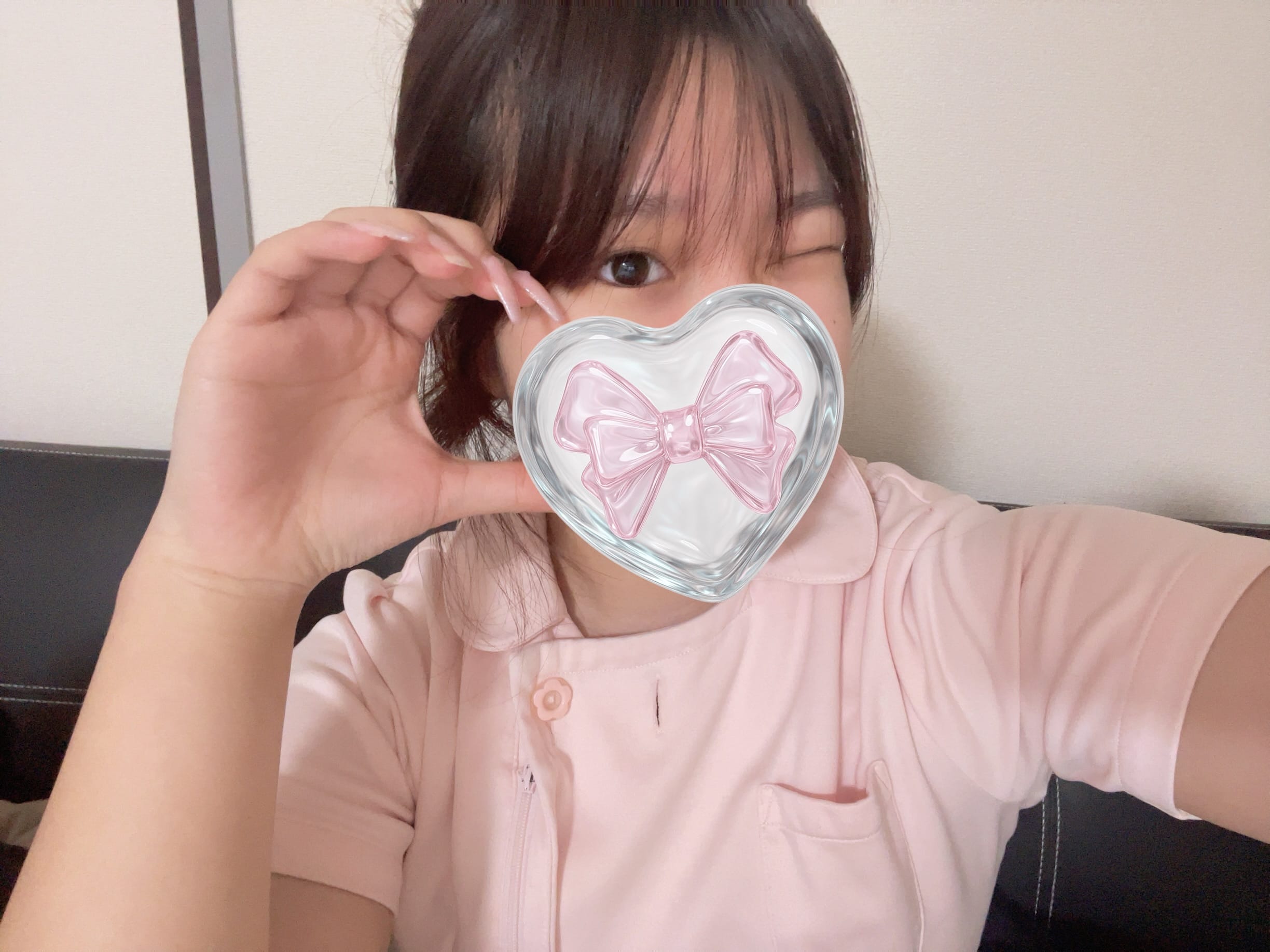 「出勤しました⸝⸝o̴̶̷̥᷅  ̫ o̴̶̷̥᷅⸝⸝」01/28(水) 19:25 | 武村 るりかの写メ