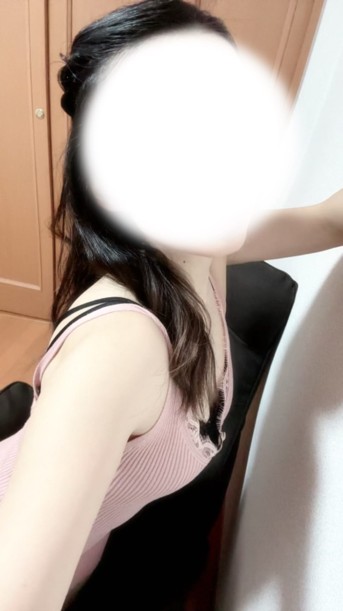 えりか「こんばんは」02/05(木) 22:47 | えりかの写メ