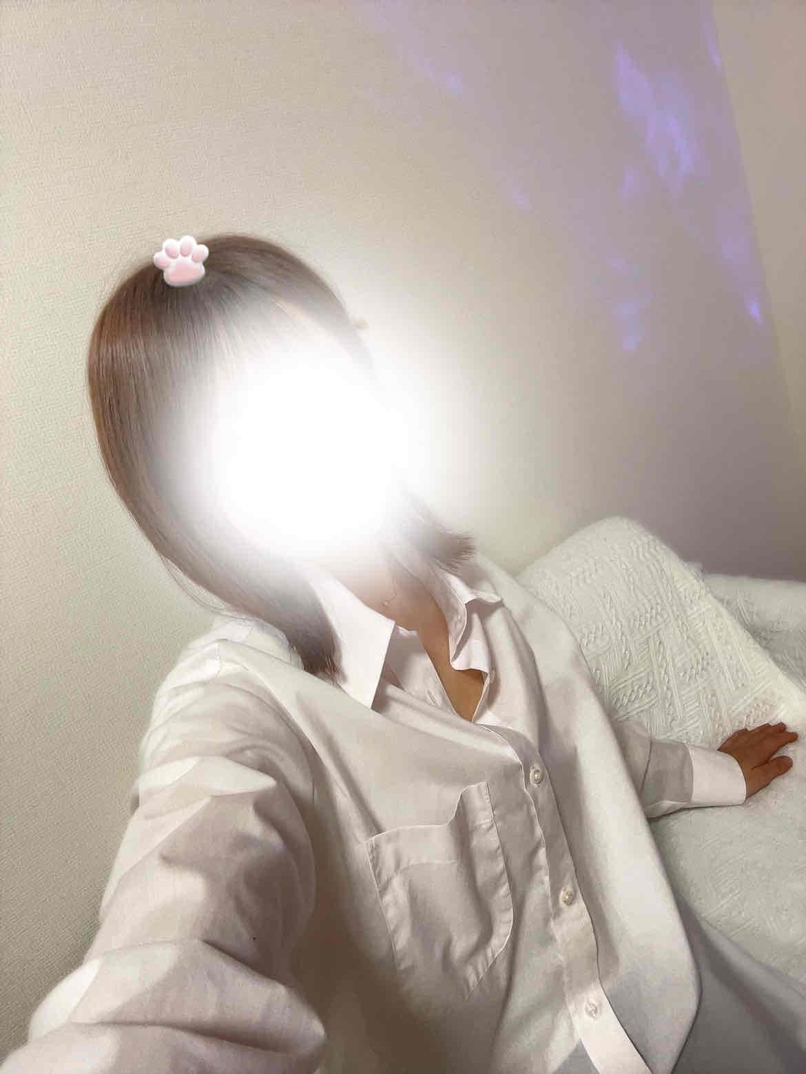 「2/10出勤します♡」02/10(火) 07:17 | 小桜 ななみの写メ